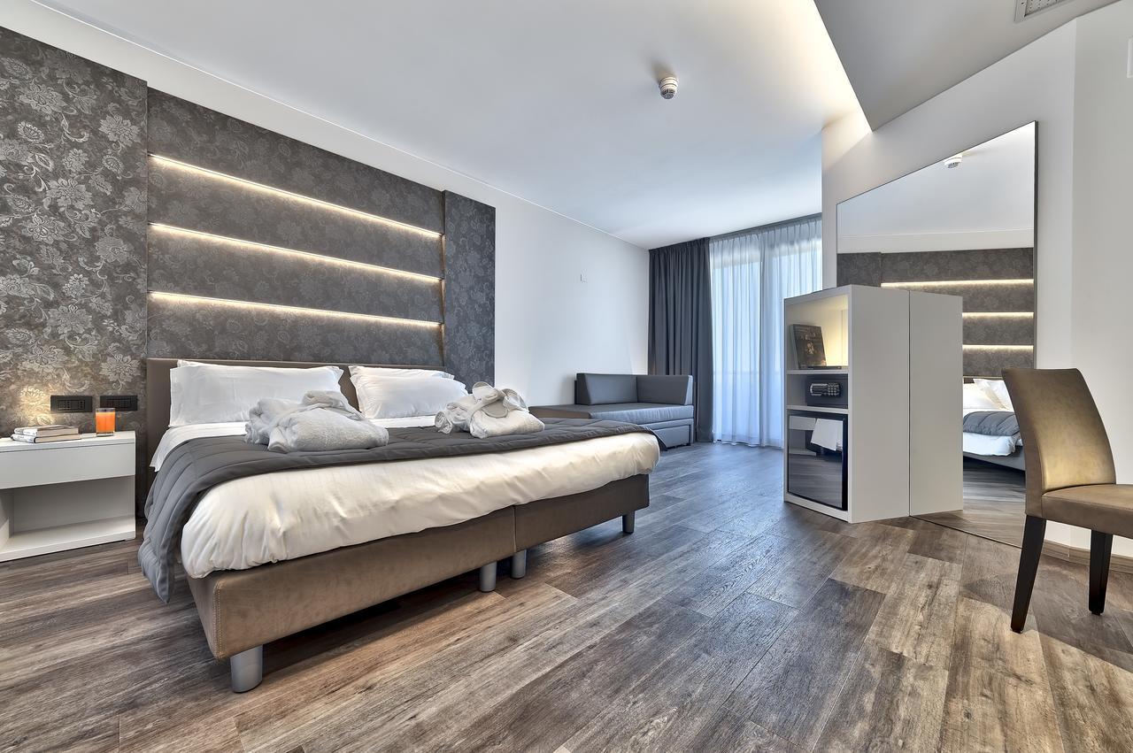 Junior Suite,813227892:JPEG